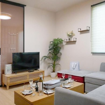 T-Home 2 Tokyo Luaran gambar